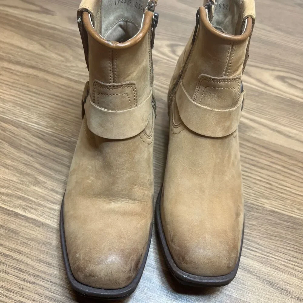 Harley Davidson Abbington Tan D84493 Women's 6 M Harness Ankle Boots